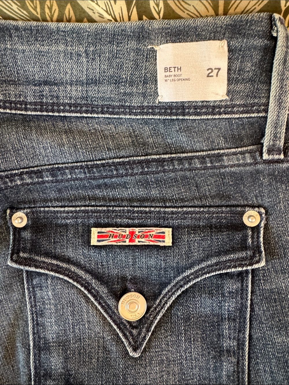 NWT Hudson Jeans Beth Baby Boot Jeans size 27 - Picture 2 of 11